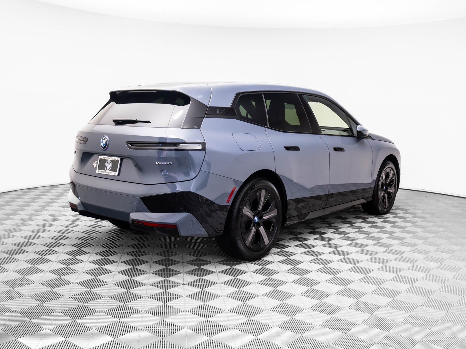 Certified Used 2025 Storm Bay Metallic BMW xDrive50 image 6