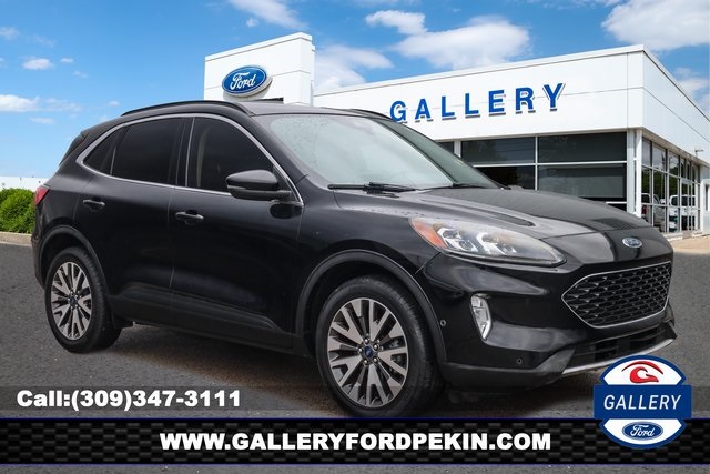 2020 Ford Escape Titanium's photo