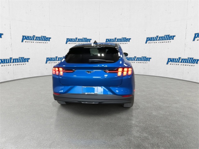 2025 Ford Mustang Mach-E Premium photo 10