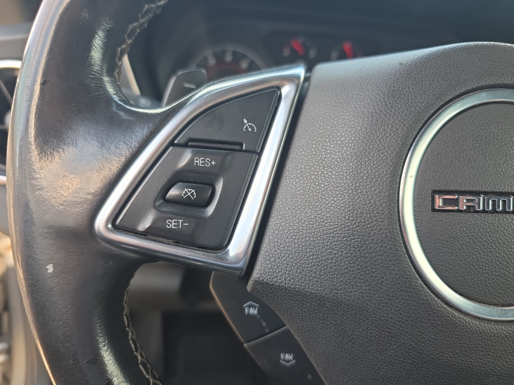 2020 Chevrolet Camaro 1LT photo 15