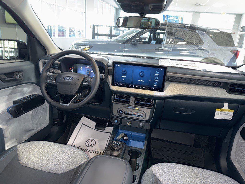 2025 Ford Maverick XLT photo 14