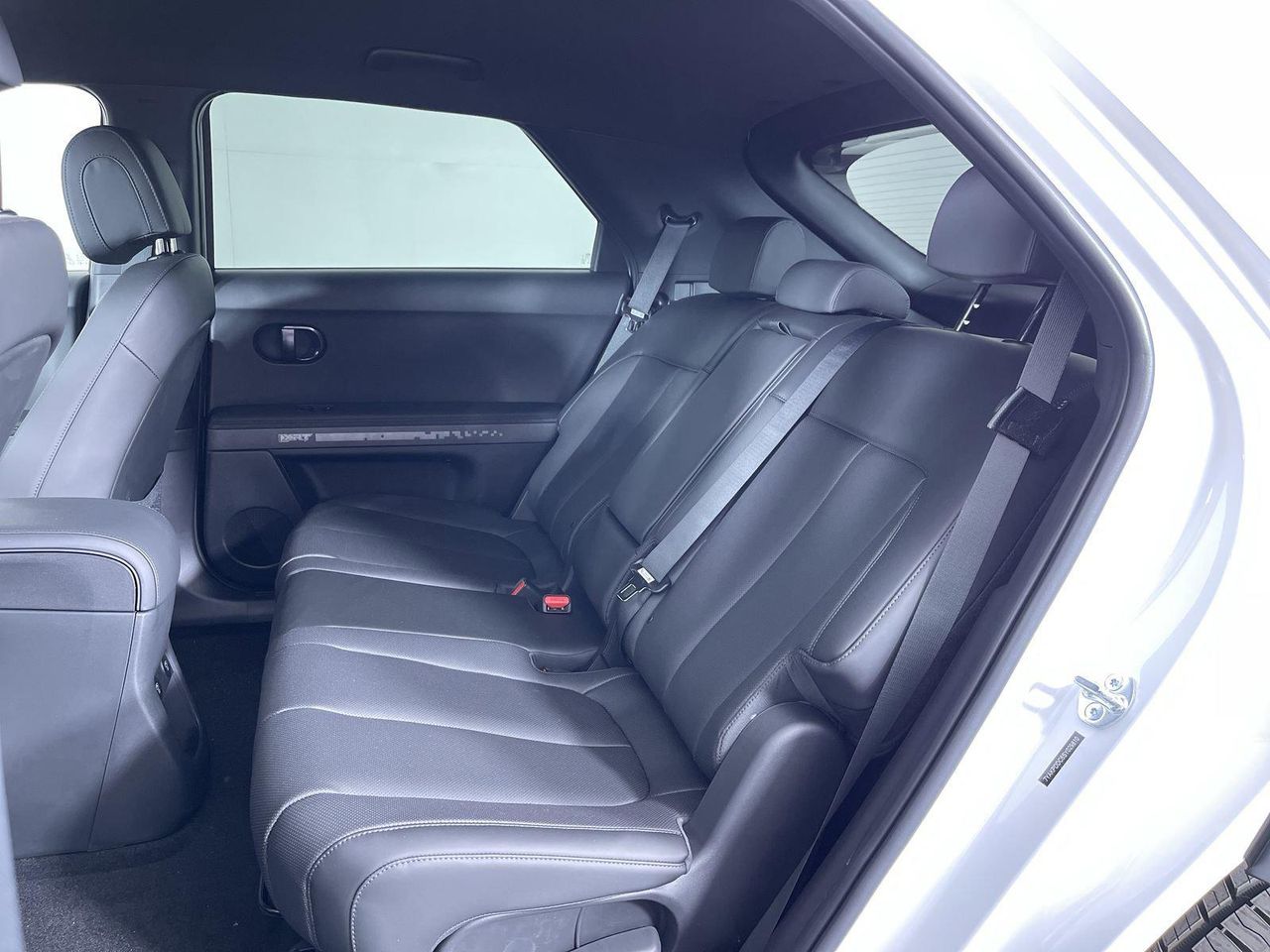 2025 Hyundai Ioniq 5 photo 19