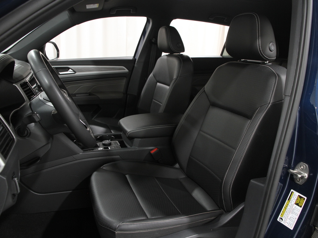 2023 Volkswagen Atlas Cross Sport V6 SE photo 4