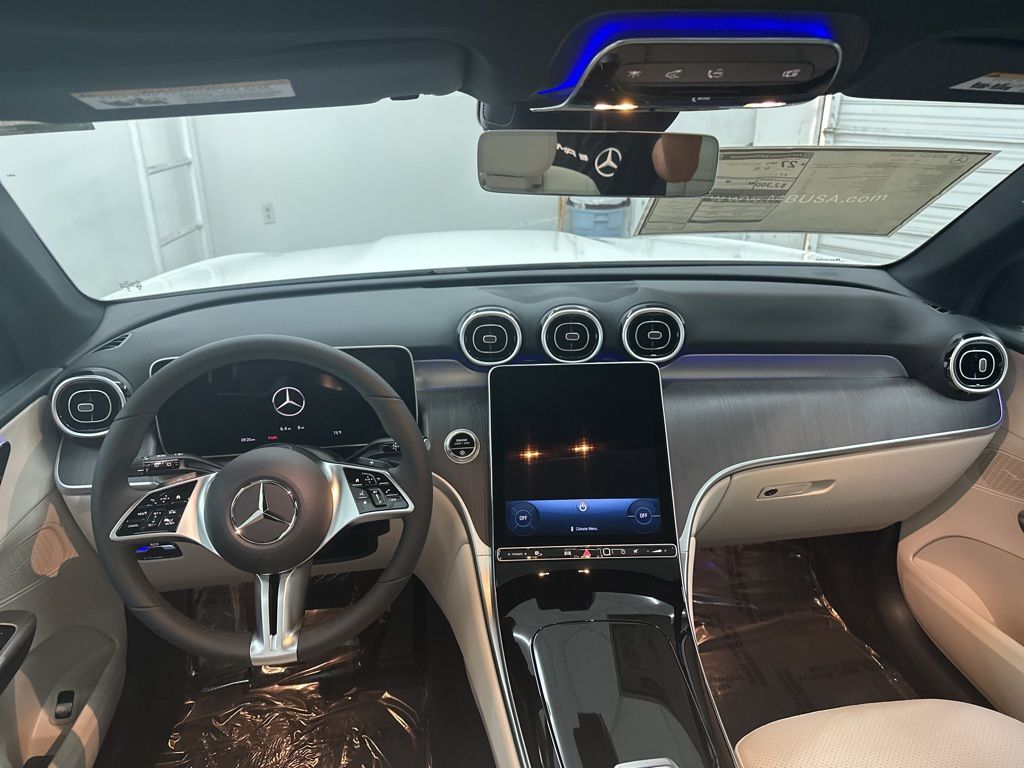 2026 Mercedes Benz GLC 300 photo 15