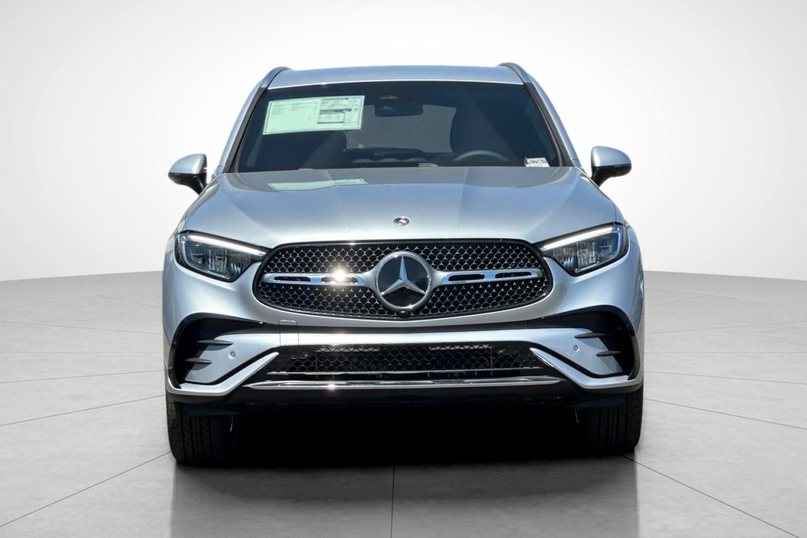 2025 Mercedes Benz GLC 350e 4MATIC photo 5