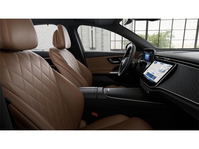 2026 Mercedes Benz E 450 4MATIC Sedan photo 4