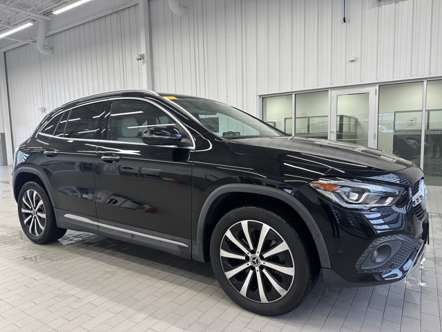 2023 Mercedes-Benz GLA Base's photo