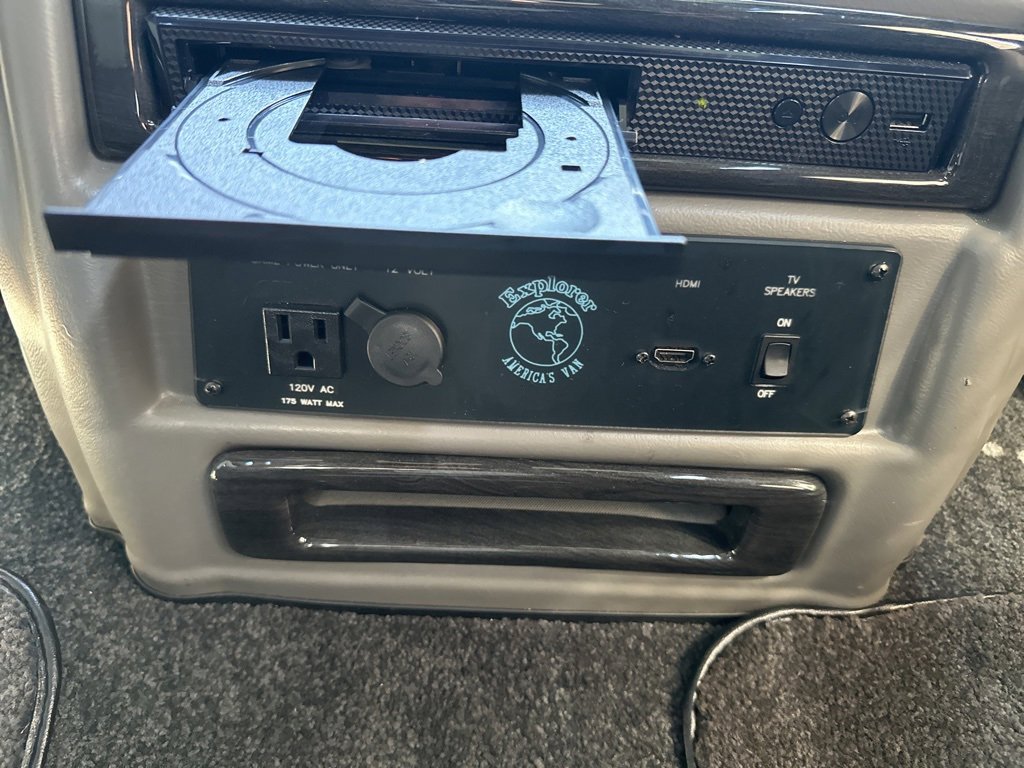 2021 Chevrolet Express Cargo Van 2500 photo 36