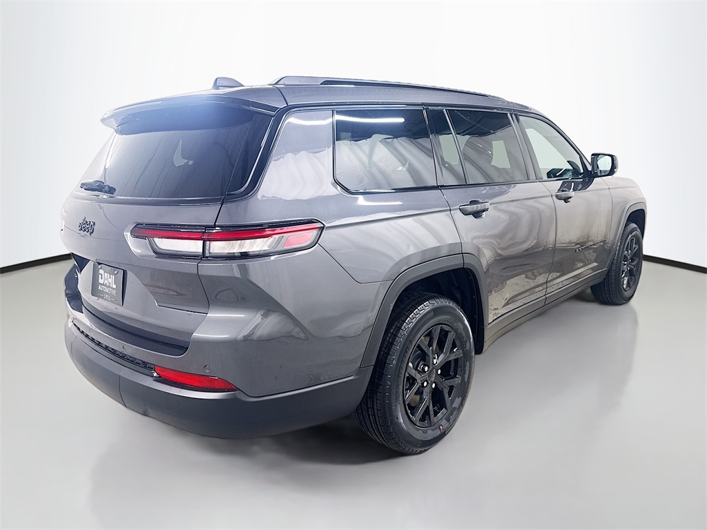 2025 Jeep Grand Cherokee Altitude X photo 2