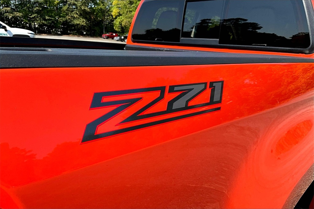 2021 Chevrolet Colorado Z71 photo 24