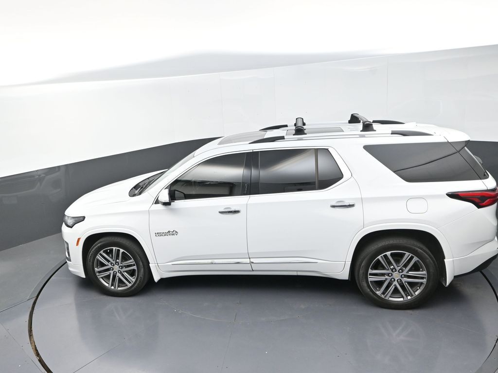 2023 Chevrolet Traverse High Country photo 12