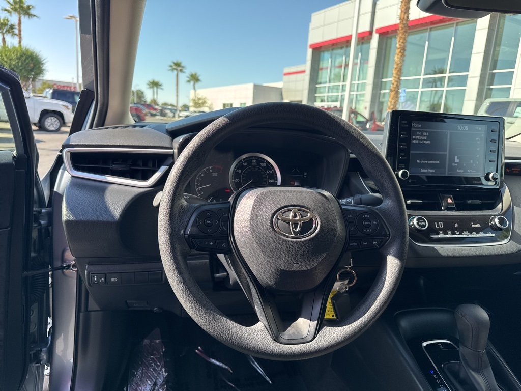 2022 Toyota Corolla LE photo 12