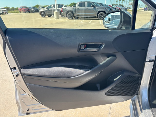 2022 Toyota Corolla Hybrid LE photo 8