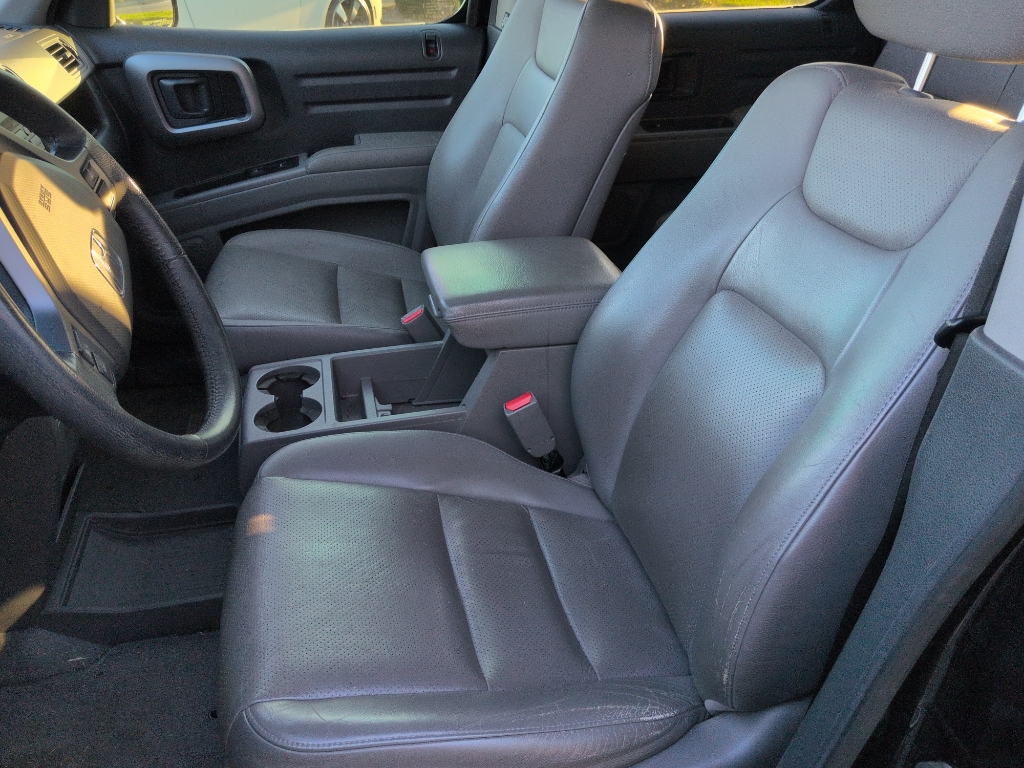 2012 Honda Ridgeline RTL photo 4