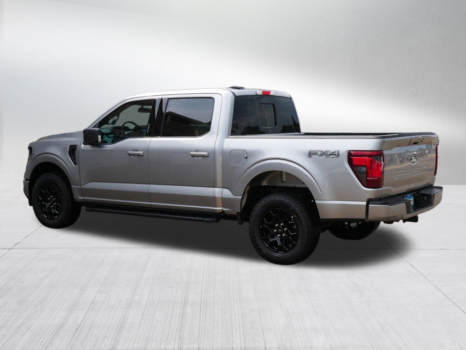 2024 Ford F-150 XLT photo 5