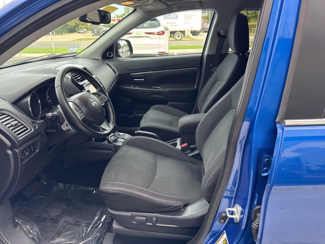 2015 Mitsubishi Outlander Sport SE photo 13