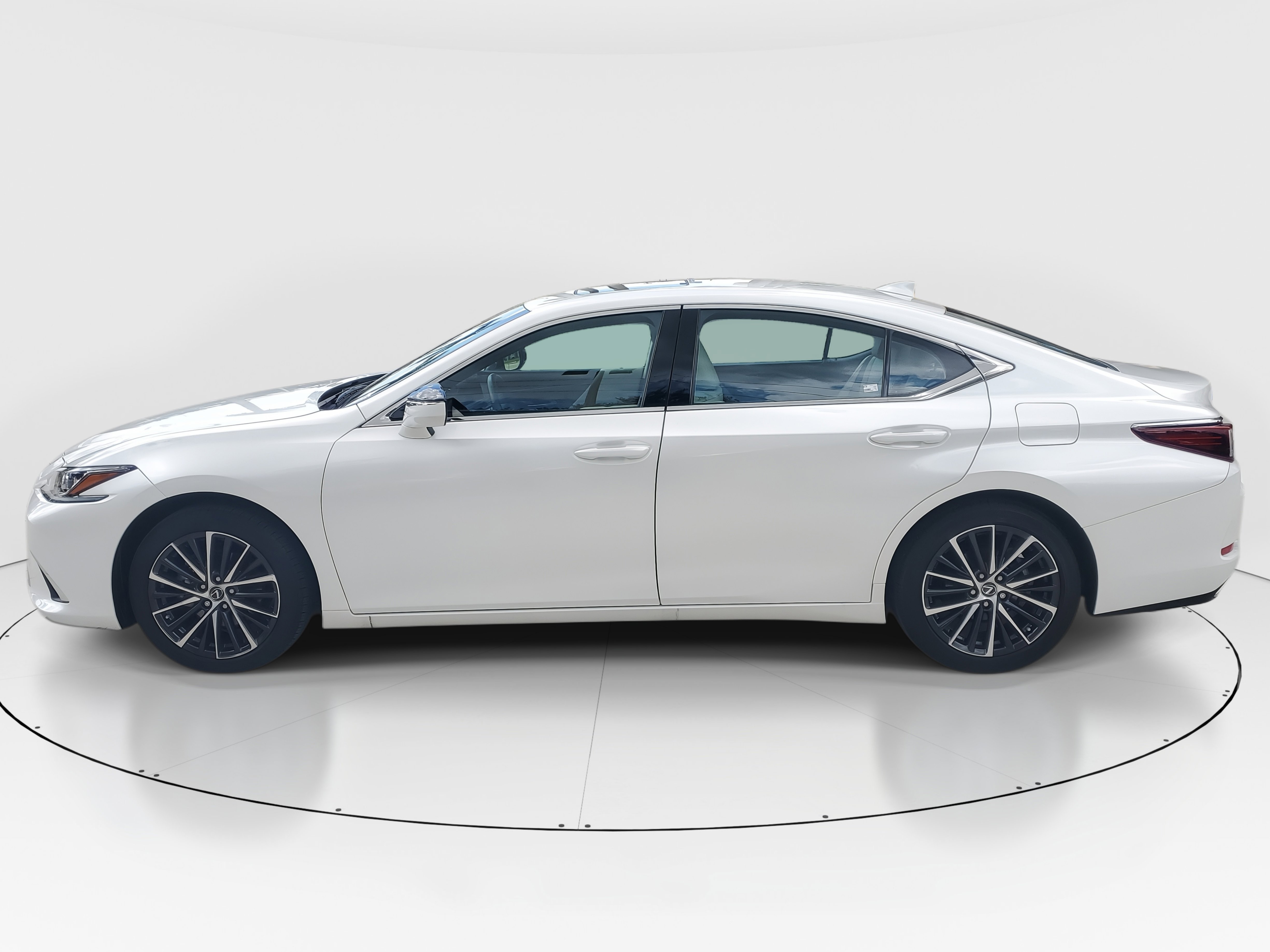 2025 Lexus ES Premium photo 6