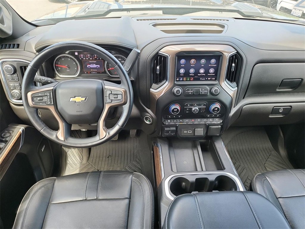 2023 Chevrolet Silverado 2500HD High Country photo 13