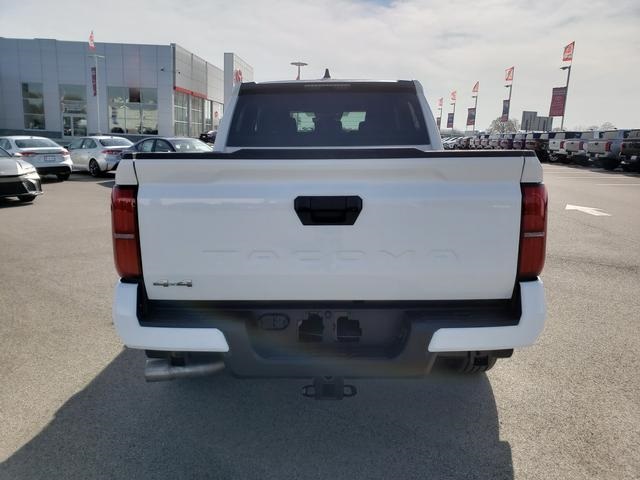 2025 Toyota Tacoma SR5 4x4 Double Cab photo 6