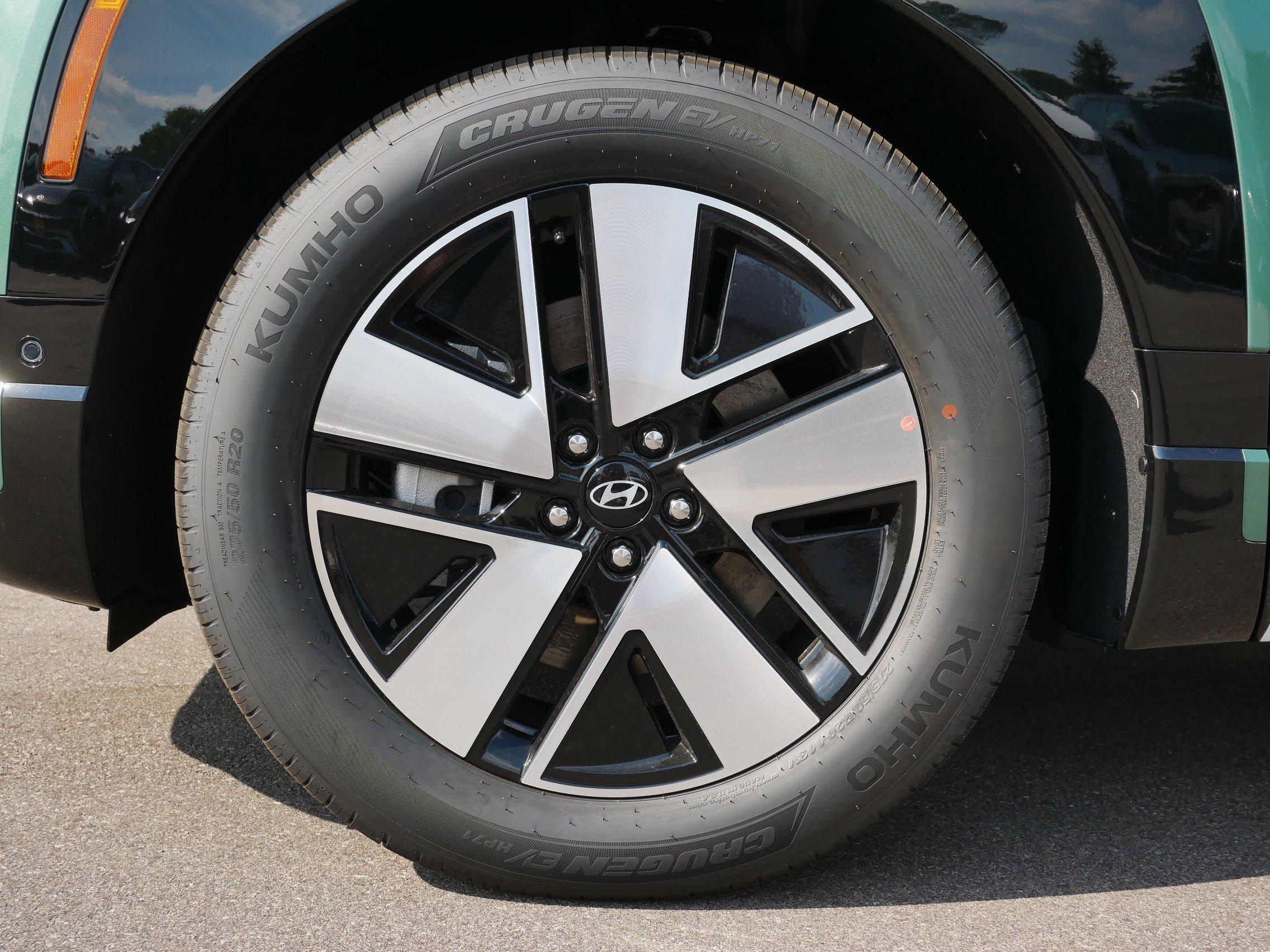 2026 Hyundai Ioniq SEL photo 5