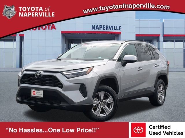 2025 Toyota RAV4 XLE's photo