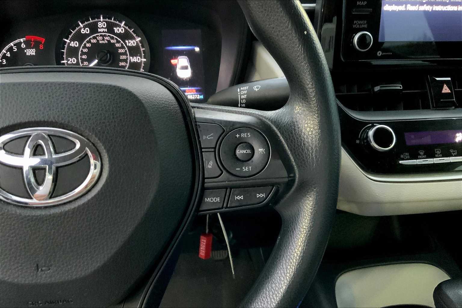 2022 Toyota Corolla L photo 23