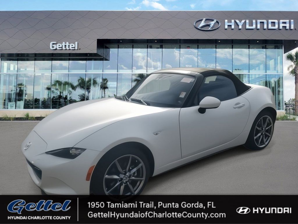 2023 Mazda MX-5 Miata Grand Touring's photo