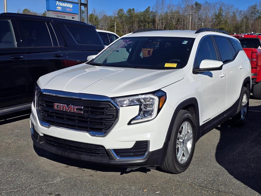 2023 GMC Terrain SLE's photo