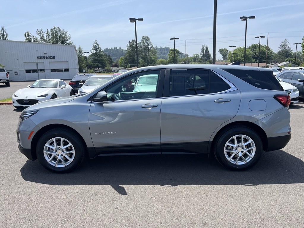 2023 Chevrolet Equinox LT photo 4