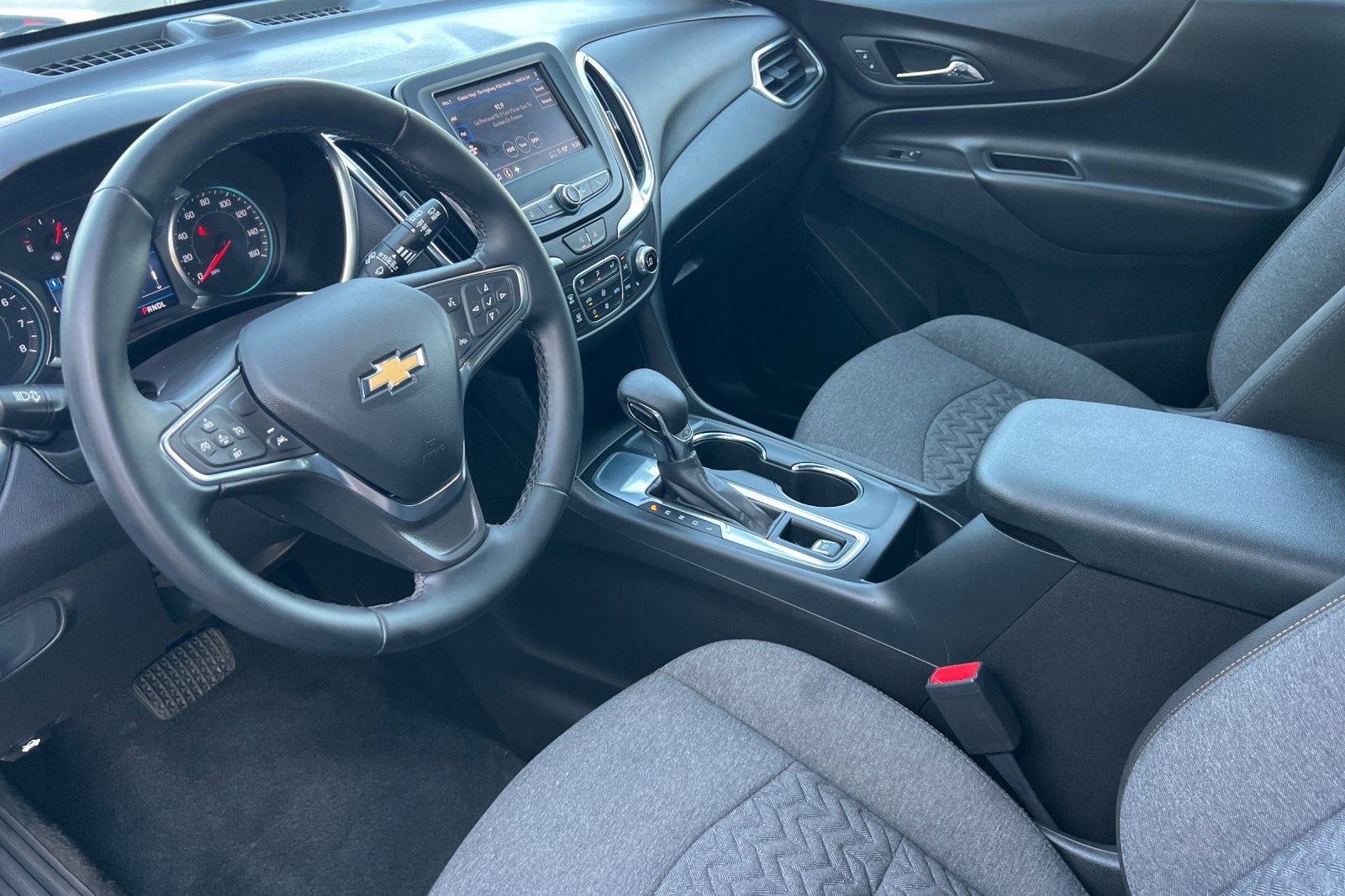 2024 Chevrolet Equinox photo 9