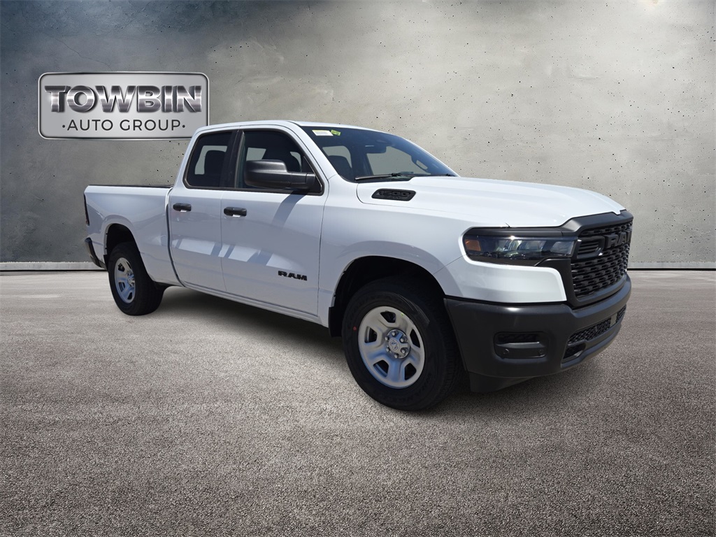 2025 Ram 1500 Tradesman photo 2