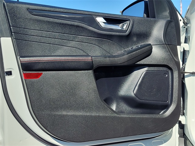 2025 Ford Escape ST-Line photo 21