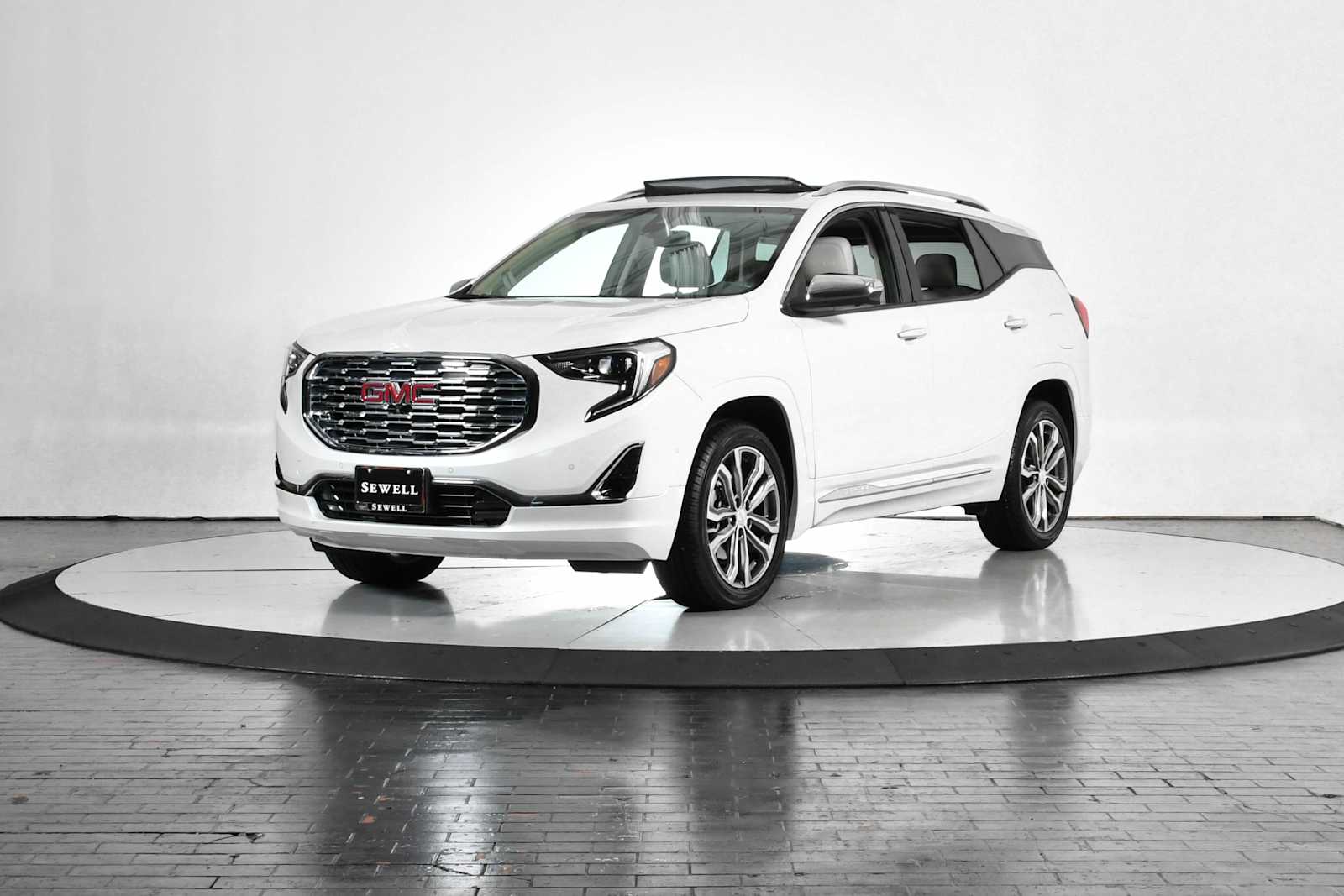 2020 GMC Terrain Denali's photo