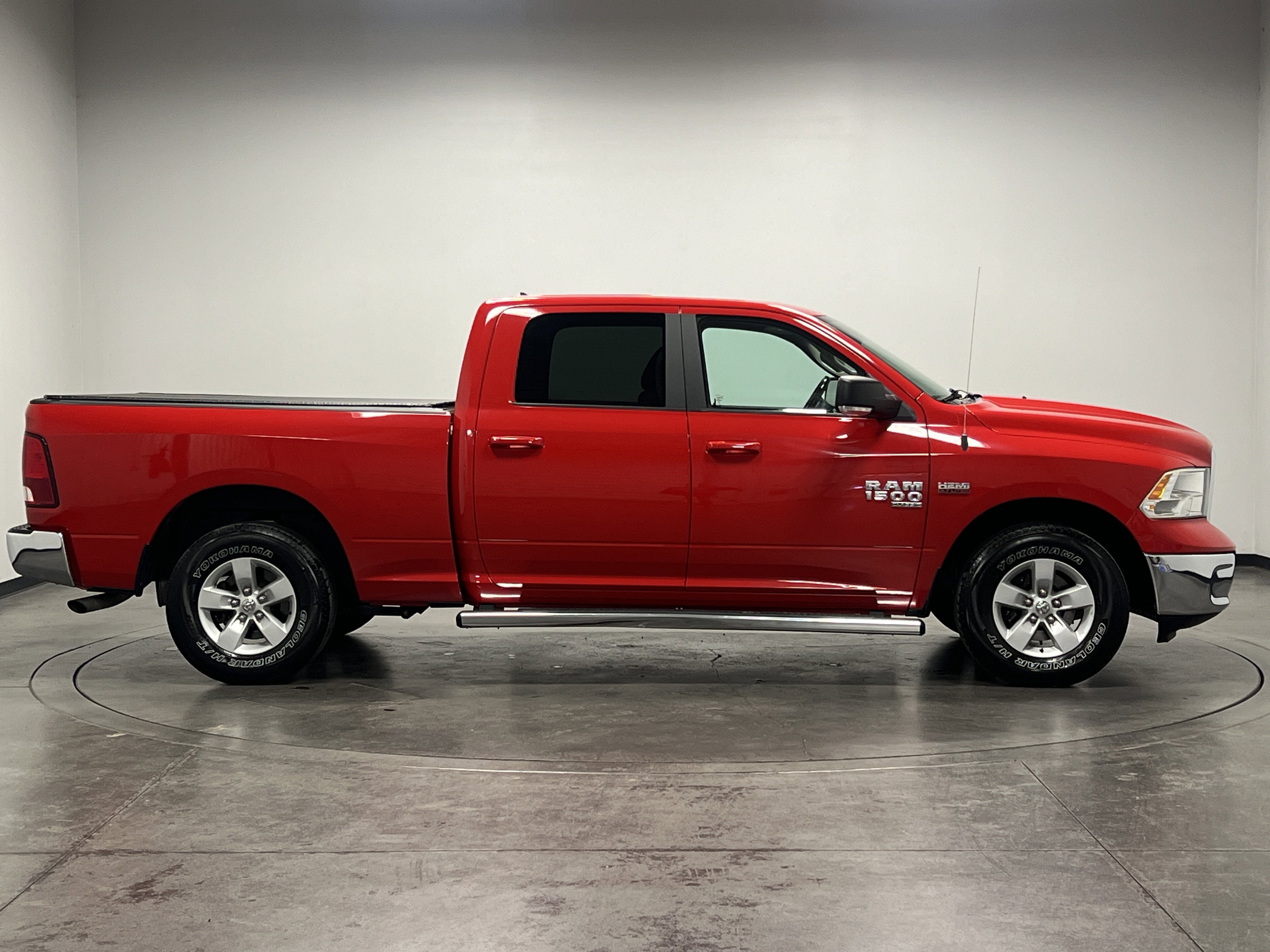 2020 Ram 1500 Classic SLT photo 8