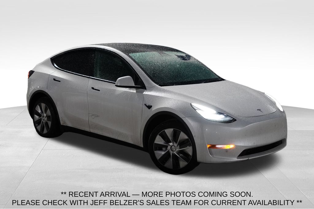2022 Tesla Model Y Long Range's photo