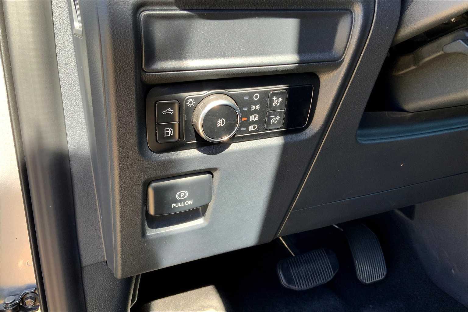 2024 Ford F-150 XLT photo 34