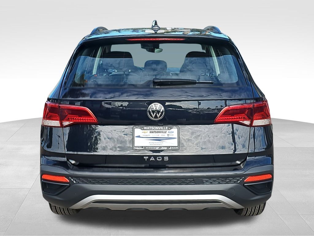 2024 Volkswagen Taos S photo 3