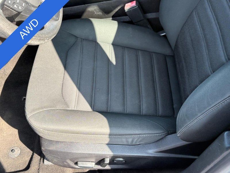 2020 Ford Fusion SE photo 14