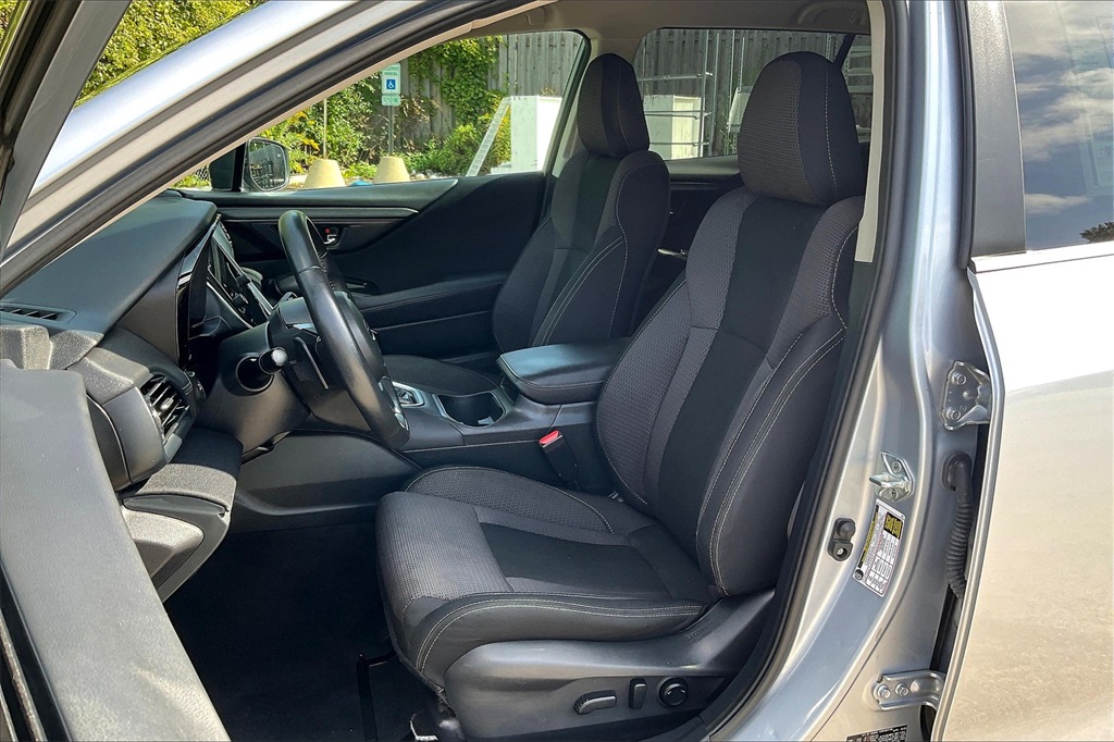 2023 Subaru Outback Premium photo 22