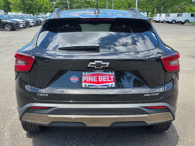 2025 Chevrolet Trax ACTIV photo 8