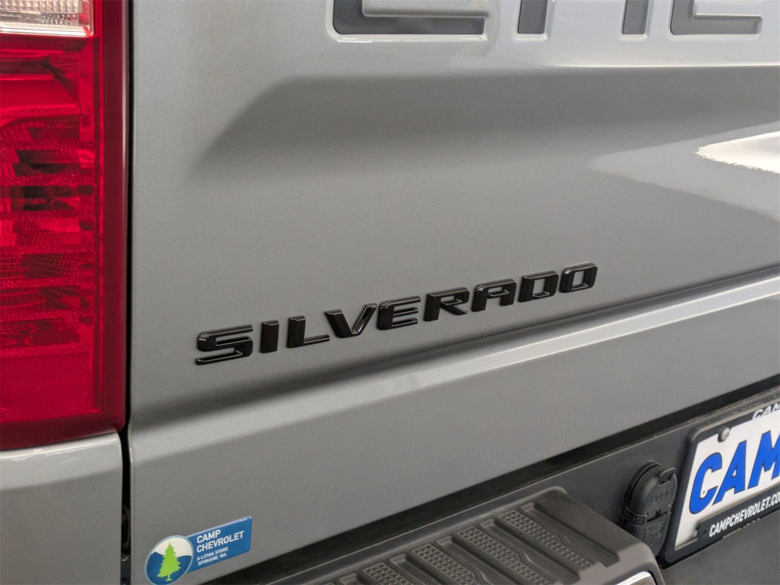 2025 Chevrolet Silverado 1500 LT photo 13