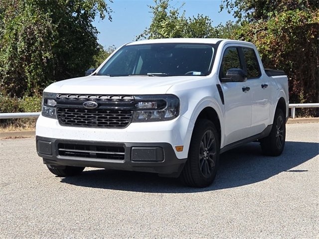 2023 Ford Maverick XLT photo 2