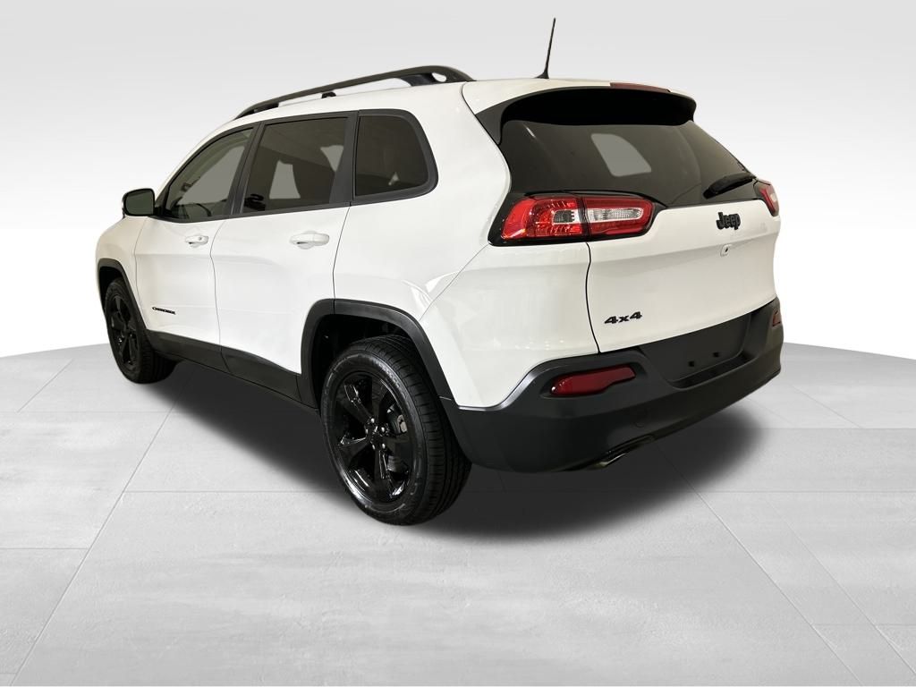 2018 Jeep Cherokee Latitude photo 2