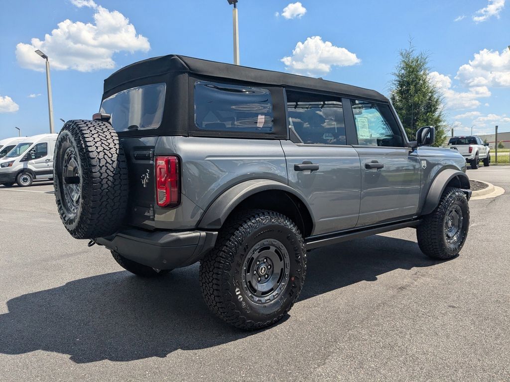2025 Ford Bronco Big Bend photo 4