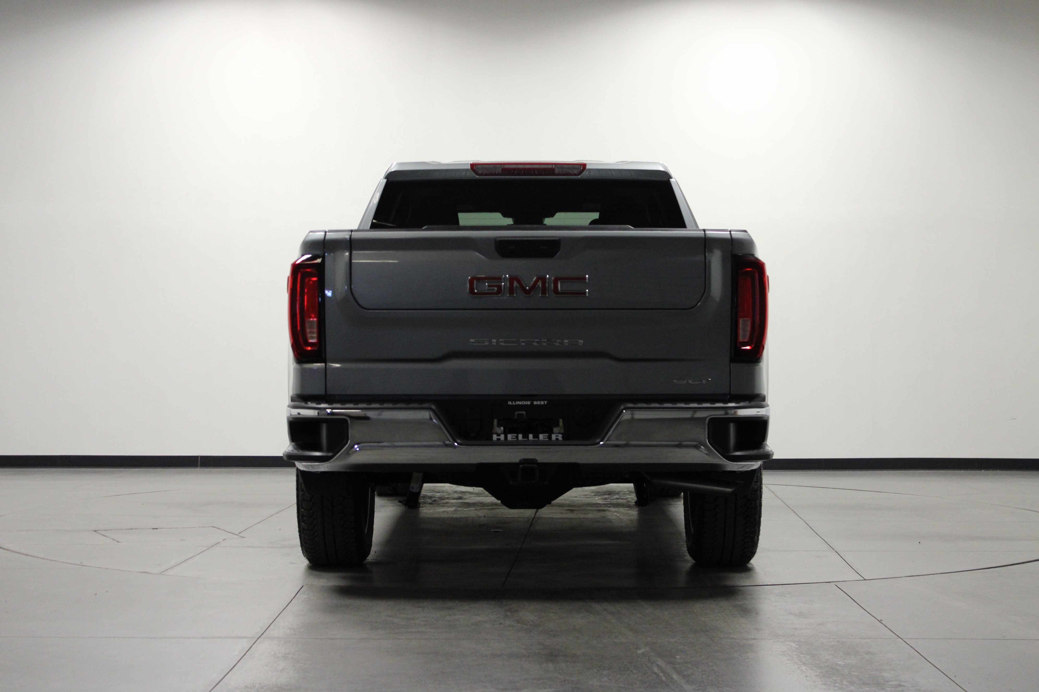 2026 Gmc Sierra 1500 SLT photo 4