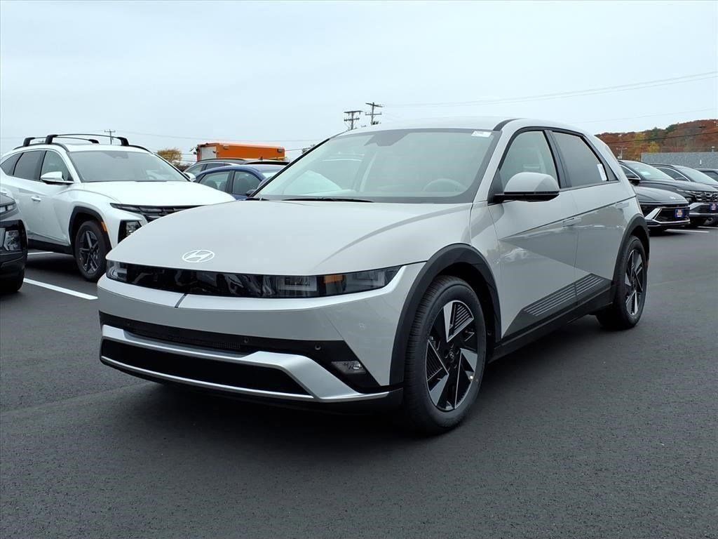 2026 Hyundai IONIQ 5 SEL's photo