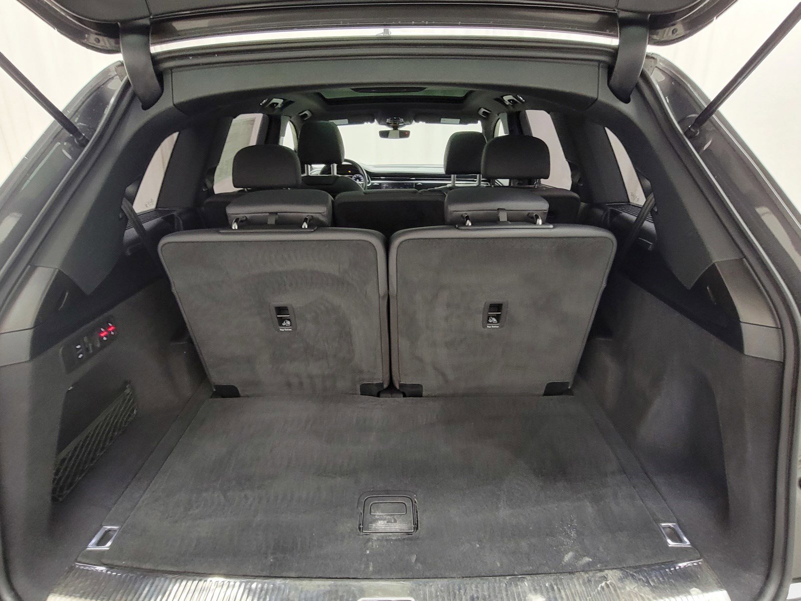 2021 Audi Q7 Prestige photo 27