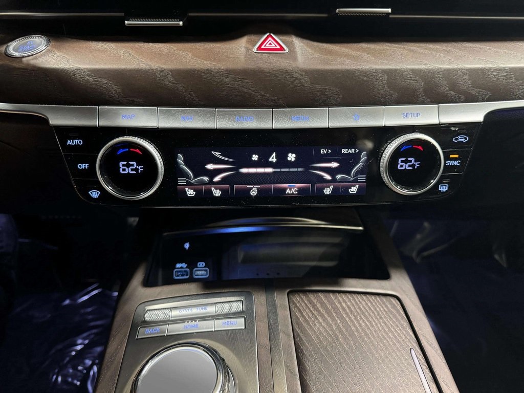 2023 Genesis GV80 photo 16