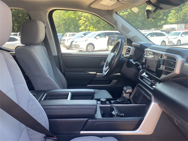 2022 Toyota Tundra SR5 photo 11