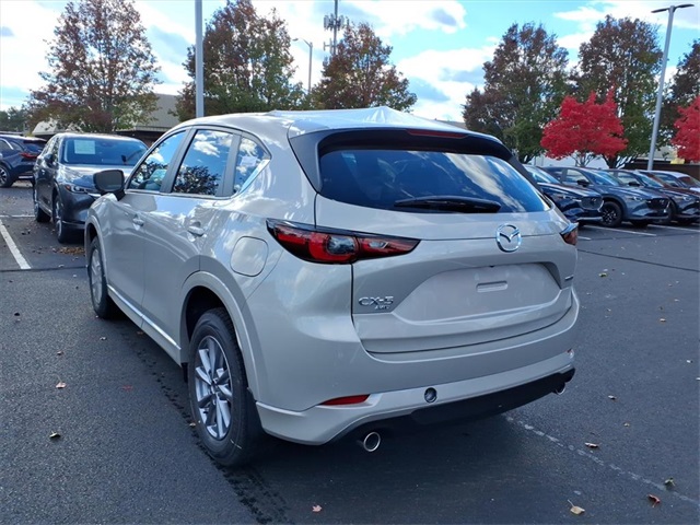 2025 Mazda CX-5 2.5 S Preferred photo 3